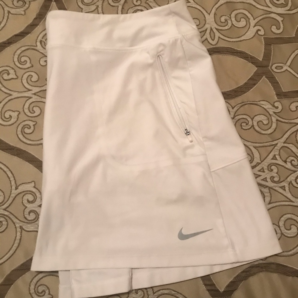 Nike Women’s Flex Golf Skort